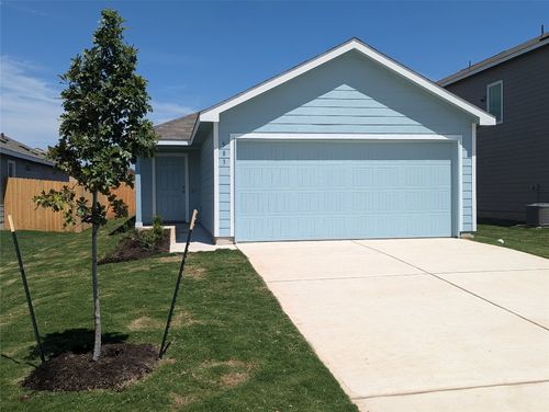 583 Commander Abbott Dr, Jarrell, TX, 76537-2269 | Card Image