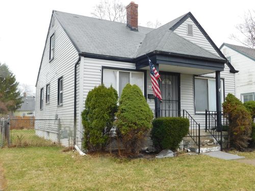 6490 Stahelin Ave, Detroit, MI, 48228-4739 | Card Image