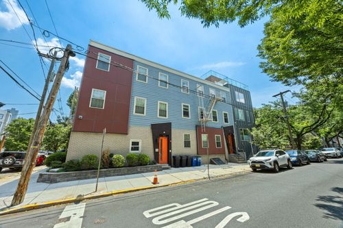 101-102 Colgate St, Jersey City, NJ, 07302-2204 | Card Image