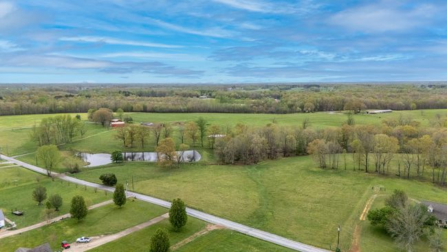 70 N Keener Rd, House other with 4 bedrooms, 3 bathrooms and 2 parking in Leoma TN | Image 37