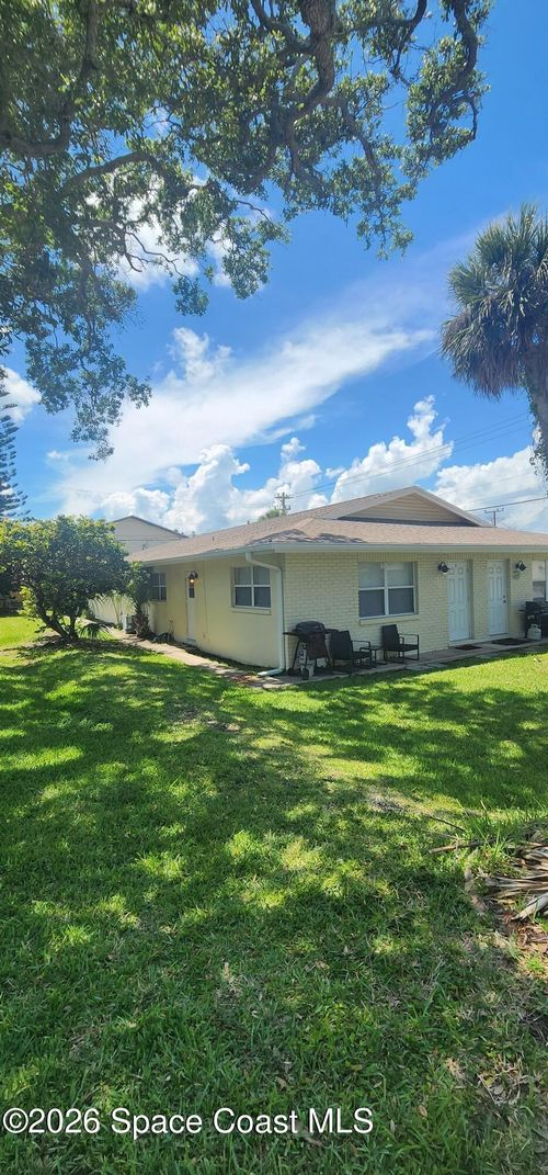 4-92 Woodland Ave, Cocoa Beach, FL, 32931-2840 | Card Image