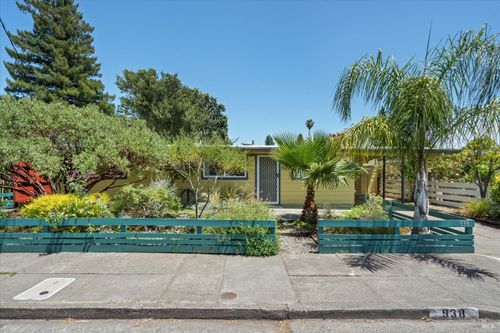 938 Boyd Street, Santa Rosa, CA, 95407 | Card Image