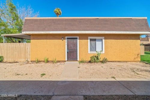 8235 N 34th Dr, Phoenix, AZ, 85051-5963 | Card Image