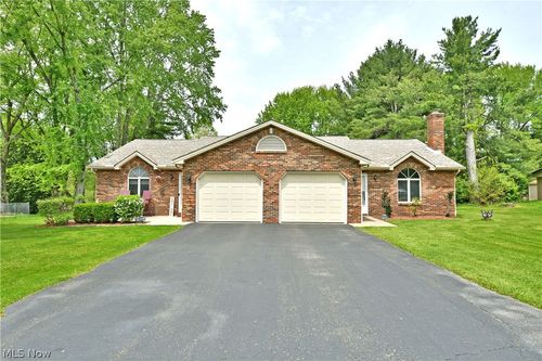 a-2237 Cadwallader Sonk Rd, Cortland, OH, 44410-1794 | Card Image