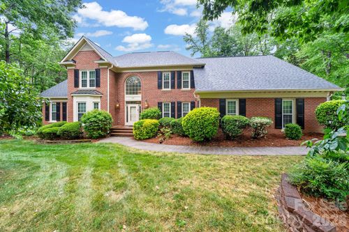 5215 Silchester Ln, Charlotte, NC, 28215-5300 | Card Image
