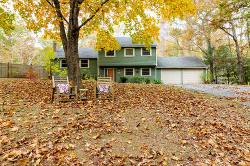 5 Kings Grant Rd, Clinton, CT, 06413-1021 | Card Image