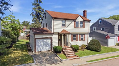 15 Barna Rd, Boston, MA, 02124-4713 | Card Image