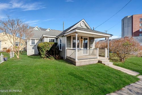 81 Inskip Ave, Ocean Grove, NJ, 07756-1119 | Card Image