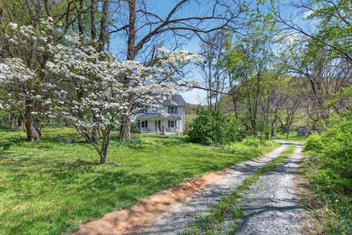 20217 Shadowood Cir, Meadowview, VA, 24361-2003 | Card Image