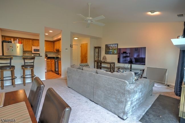 APT-11 - 304 Trinity Ct, Townhouse with 2 bedrooms, 1 bathrooms and null parking in Princeton NJ | Image 6