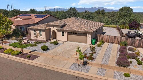 4674 Pleasant Hills Drive, Anderson, CA, 96007 | Card Image