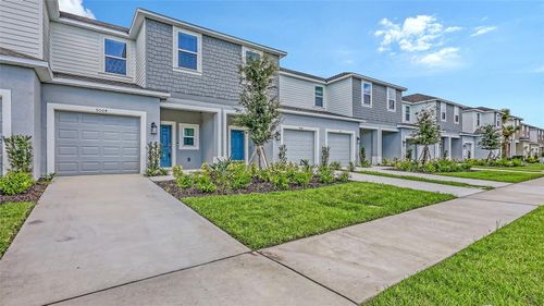 9004 Driven Snow St, SARASOTA, FL, 34241-2117 | Card Image