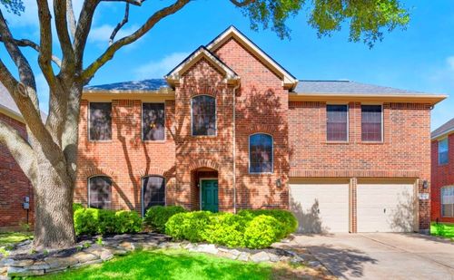 8922 Eaglecove Dr, Houston, TX, 77064-8618 | Card Image