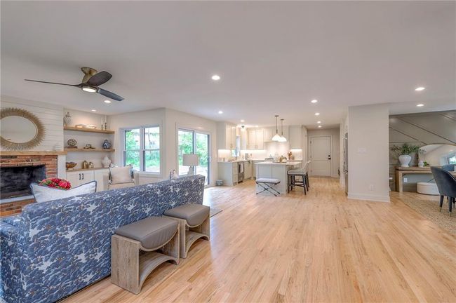 10314 Sagamore Ln, House other with 6 bedrooms, 5 bathrooms and null parking in Leawood KS | Image 14