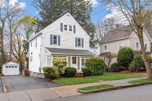 10 Parker Ave, Newton, MA, 02459-2662 | Card Image