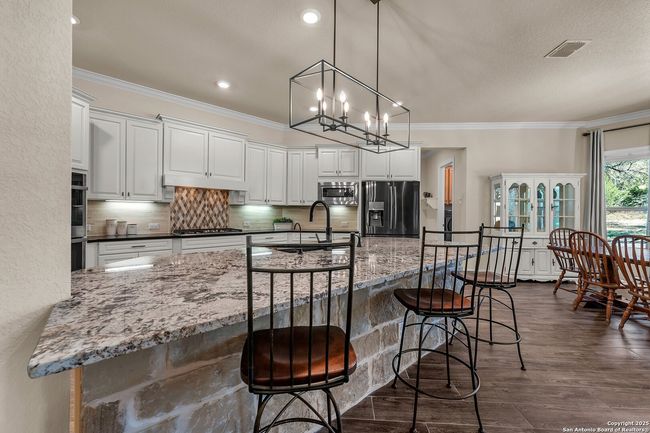 663 Private Road 1712, House other with 3 bedrooms, 3 bathrooms and null parking in Mico TX | Image 33