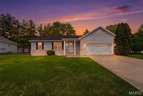 1432 Manchester Dr, O Fallon, IL, 62269-7272 | Card Image