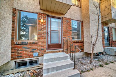 604 Westchester Rd, Townhouse with 3 bedrooms, 1 bathrooms and 2 parking in Strathmore AB | Image 1