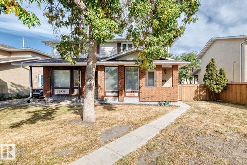 10936 Beaumaris Rd Nw, Edmonton, AB, T5X1Z6 | Card Image
