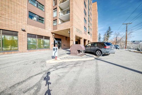 912-8604 48 Ave Nw, Calgary, AB, T3B5E6 | Card Image