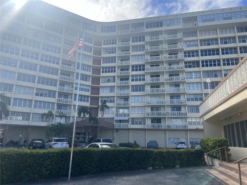 718-1817 S Ocean Dr, Hallandale Beach, FL, 33009-4936 | Card Image