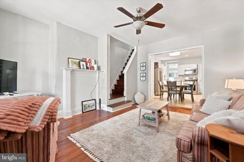 110 Dawson St, PHILADELPHIA, PA, 19127-1804 | Card Image