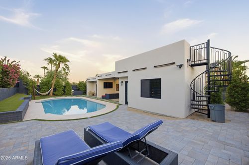 2002 E Vista Dr, Phoenix, AZ, 85022-4141 | Card Image