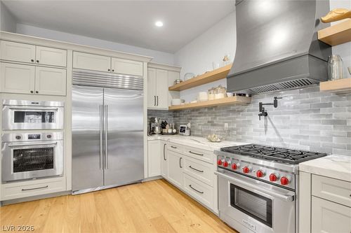 2007 Cherry Creek Cir, Las Vegas, NV, 89135-1567 | Card Image