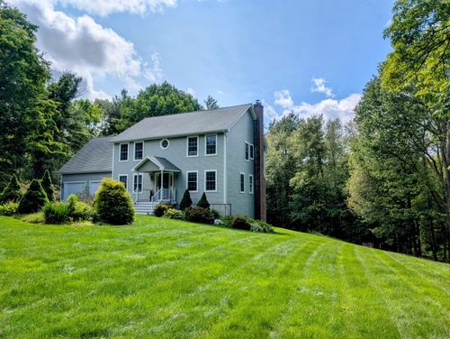 35 Snake Meadow Rd, Killingly, CT, 06239-3829 | Card Image