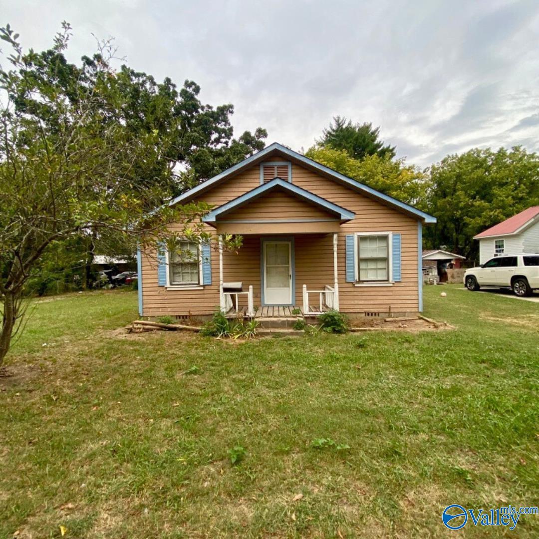 Windsor St, Boaz, AL 35957