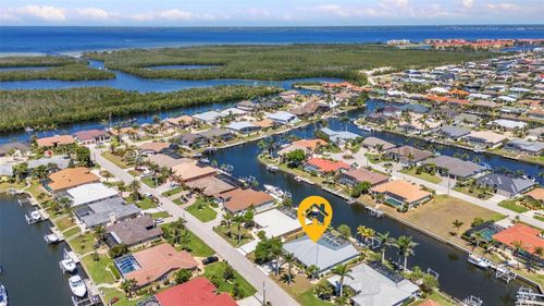 2718 Saint Thomas Dr, PUNTA GORDA, FL, 33950-6366 | Card Image