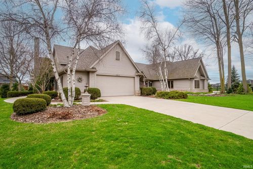 10916 La Cabreah Ln, Fort Wayne, IN, 46845-2105 | Card Image