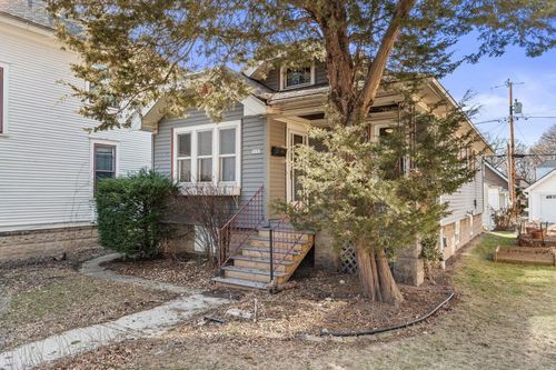 3137 S Pine Avenue, Milwaukee, WI, 53207 | Card Image