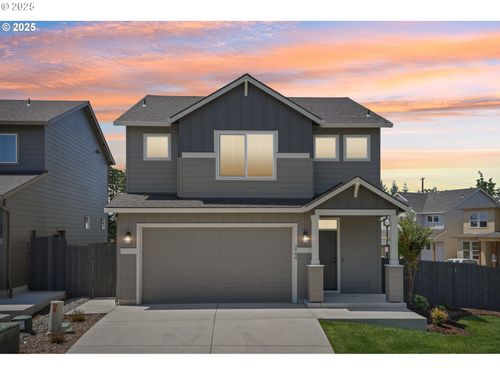 2144 Nw 18th Ave, Battle Ground, WA, 98604-7004 | Card Image