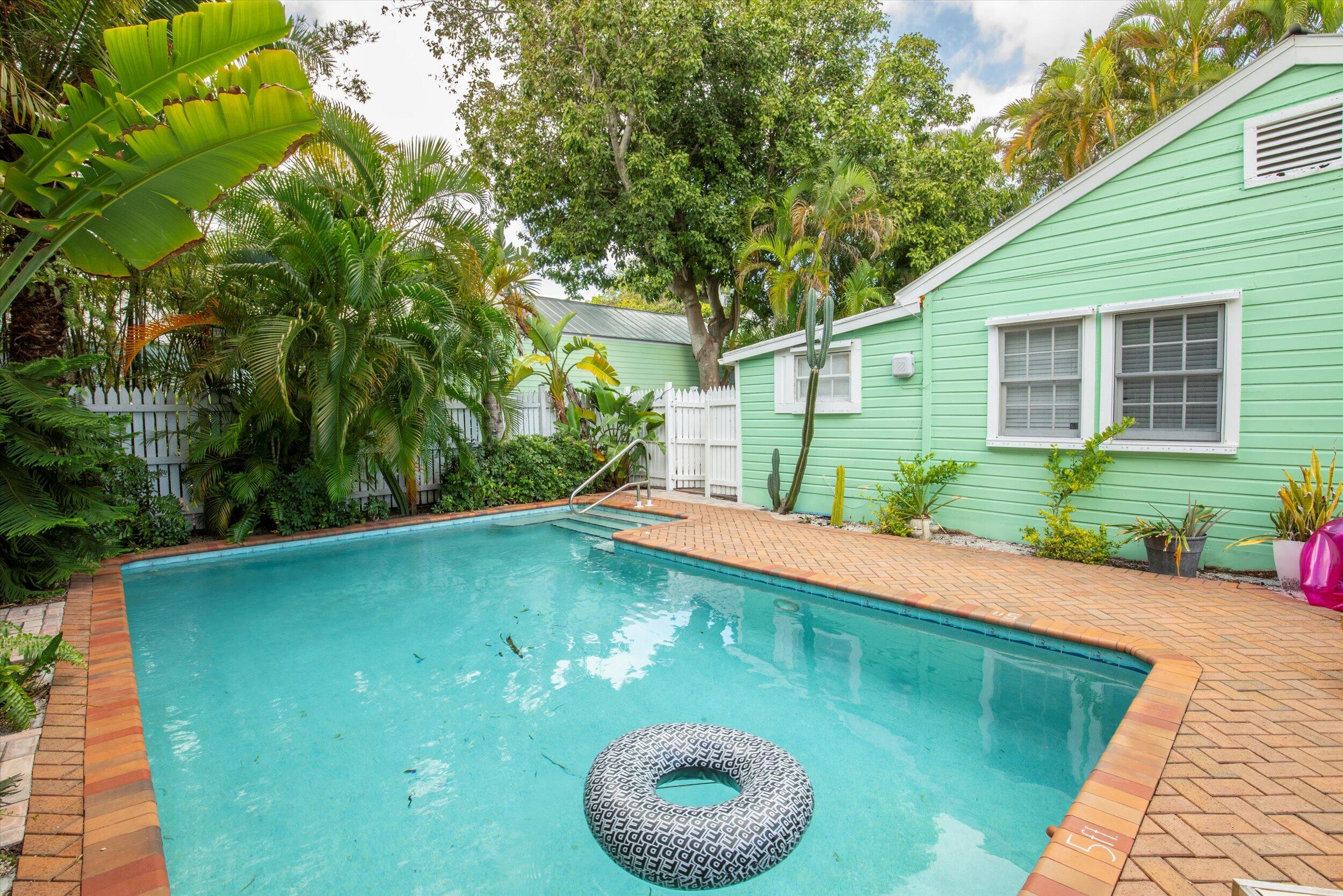 3-914-packer-street-for-sale-in-key-west-zoocasa