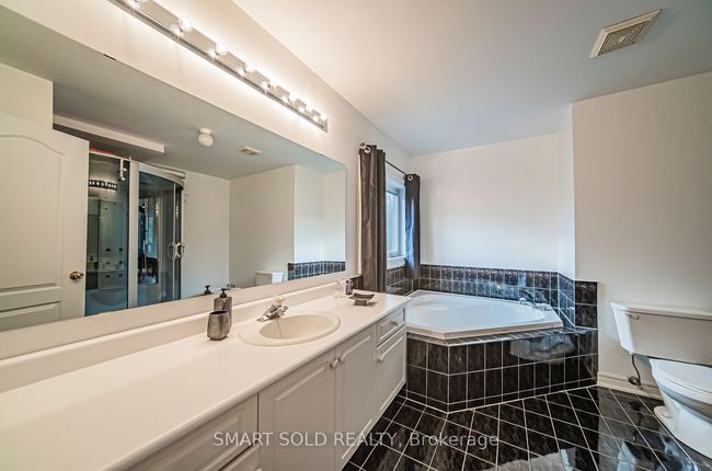 58 Helmsdale Ave, House other with 5 bedrooms, 4 bathrooms and 9 parking in Maple ON | Image 26