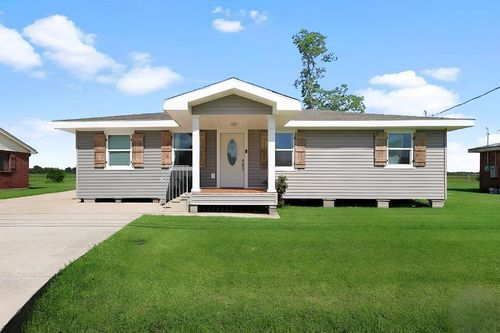 149 Bayou Vista Dr, Thibodaux, LA, 70301-5701 | Card Image