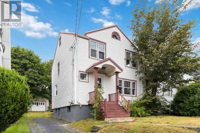 6951 Chebucto Rd, House other with 4 bedrooms, 1 bathrooms and null parking in Halifax NS | Image 1