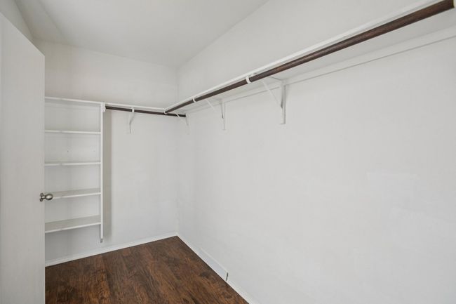 Primary Closet | Image 22
