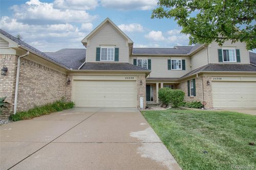 25338 Petros Dr, Flat Rock, MI, 48134-6024 | Card Image