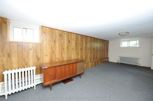 134 Kane Ave, House other with 3 bedrooms, 2 bathrooms and 4 parking in York ON | Image 7