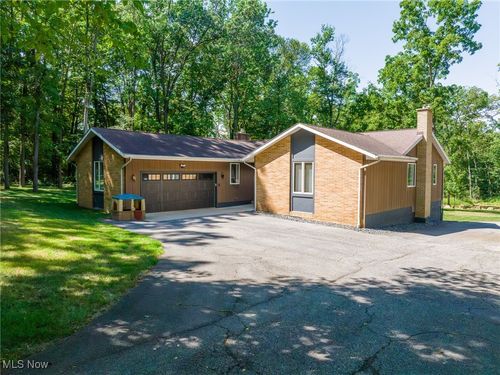 1993 Barnard Rd, Wooster, OH, 44691-8623 | Card Image