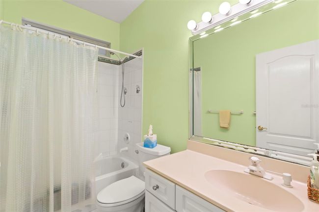 187 Sage Cir, House other with 3 bedrooms, 2 bathrooms and null parking in Crystal Beach FL | Image 42