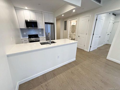 apt-4c-41-26 44th St, Sunnyside, NY, 11104-2270 | Card Image