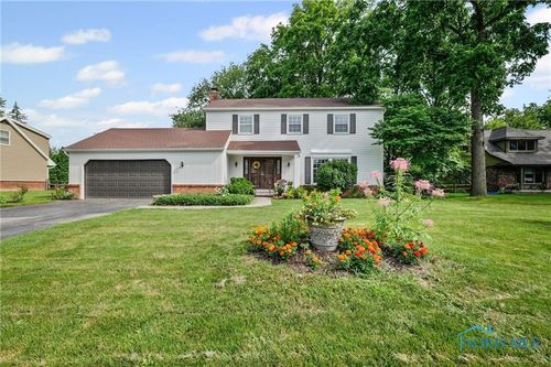 920 Bexley Dr, Perrysburg, OH, 43551-2974 | Card Image