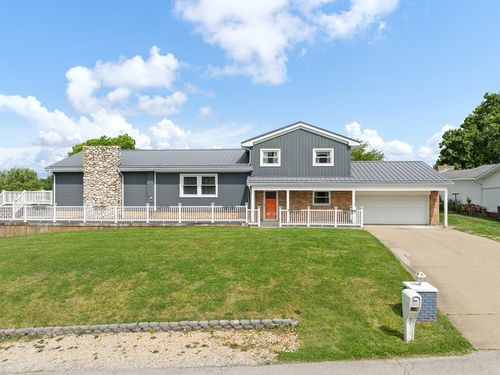 22 Fort Clarke Dr, Benwood, WV, 26031-1376 | Card Image