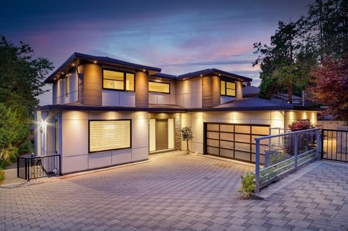 517 Granada Cres, North Vancouver, BC, V7N3A7 | Card Image