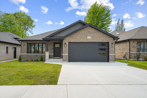 11120 S Leamington Ave, Alsip, IL, 60803-6027 | Card Image