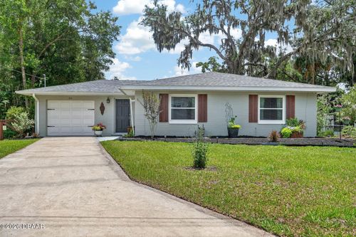 814 E Rich Avenue, DeLand, FL, 32724 | Card Image