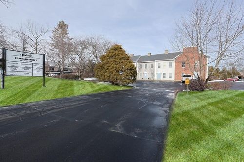 unit-9-844 Franklin St, Wrentham, MA, 02093-1223 | Card Image